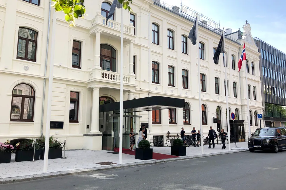 Odd Reitan drømte om å kjøpe Britannia da han var 14 år. Reitan-konsernet kjøpte hotellet for 1,2 milliarder kroner.