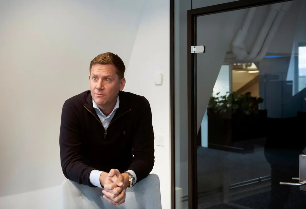 Hurtigrutens sjef Daniel Skjeldam mener det er et paradoks at de ikke får tilgang til milliardene i Statens obligasjonsfond.