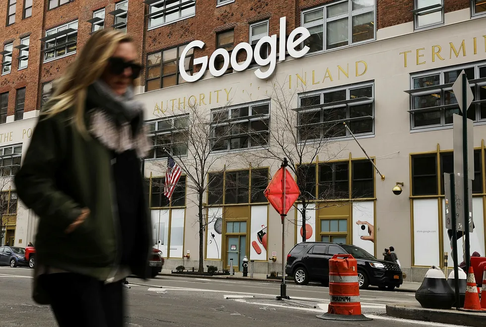 Hittil har diskusjonen rundt skattlegging av globale aktører dessverre vært preget av særinteresser fremfor interesse for fellesskapet. Her er Google's New York-kontor. Foto: Spencer Platt/AFP/NTB Scanpix