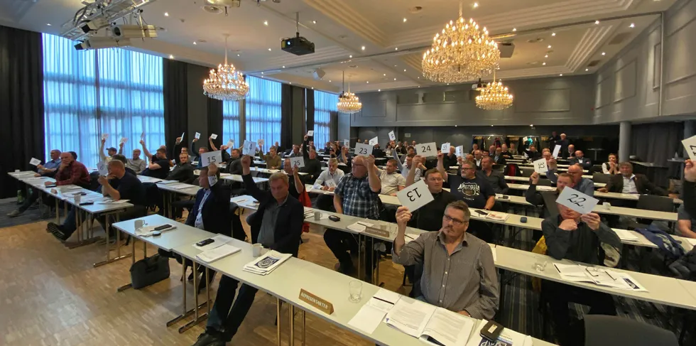 Alle minus én i Fiskarlaget Nord stemte for å forlate Norges Fiskarlag.