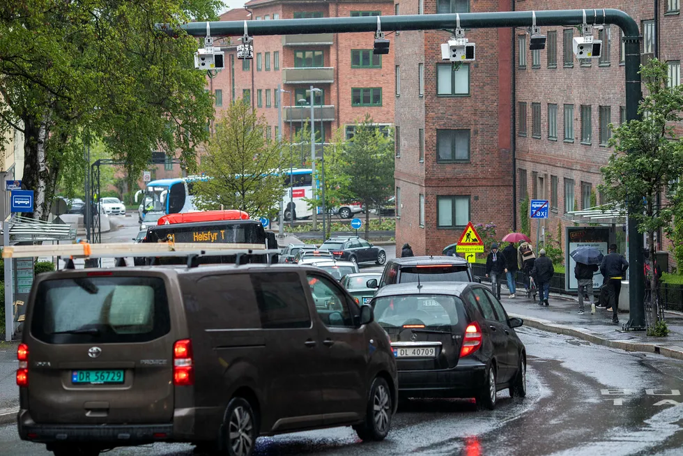 For at bompenger og veiprising skal fungere, må kjøperen ha tillit til at veiene bygges og vedlikeholdes, skriver artikkelforfatteren.