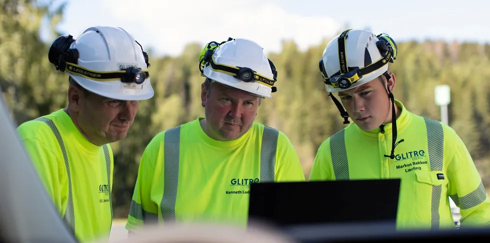 Glitre Energi kan vise til solid resultatforbedring etter tredje kvartal. Prissikringen har imidlertid bidratt til at resultatet ikke ble så godt som det kunne ha blitt.