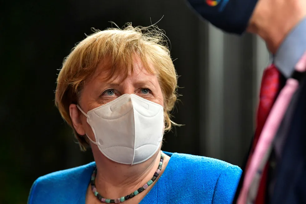 Selv om EU-toppmøtet går en dag på overtid, er det ikke sikkert at lederne for de 27 medlemslandene klarer å bli enige om gjenreisningsfondet og langtidsbudsjettet for de neste syv årene.