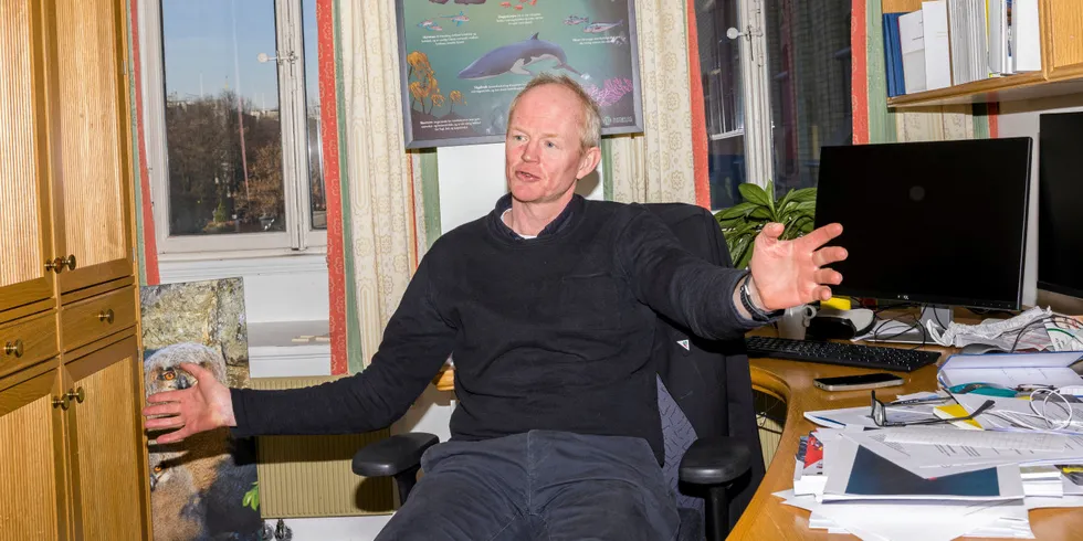 Lars Haltbrekken en vandrende dårlig samvittighet, et slags gnagsår i samfunnsdebatten, alltid tilstede på vegne av Moder Jord.