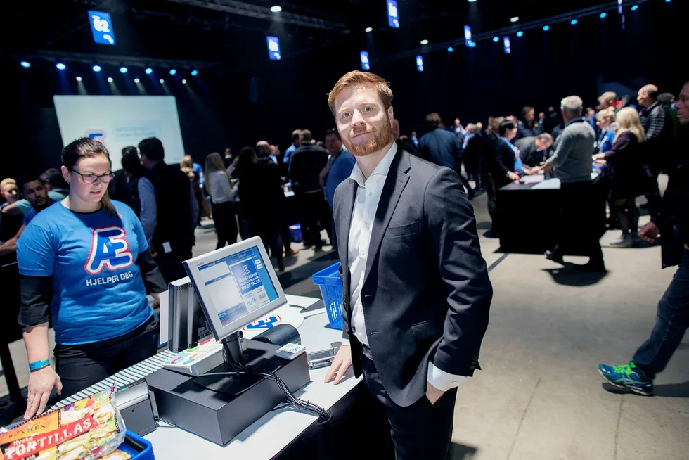 Rema-direktør Lars Kristian Lindberg må til Tromsø for å løse ølkonflikten med Mack Foto: Øyvind Elvsborg