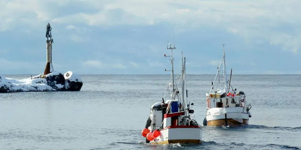 Åpen gruppe-båter på vei ut fra Svolvær i påsken 2018.Foto: Jon Eirik Olsen