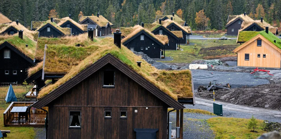 Strømforbruket på fritidsboliger i 2022 var på samme nivå som under hytteforbudet i 2020. Her ser man et nytt hyttefelt under bygging på Sjusjøen.