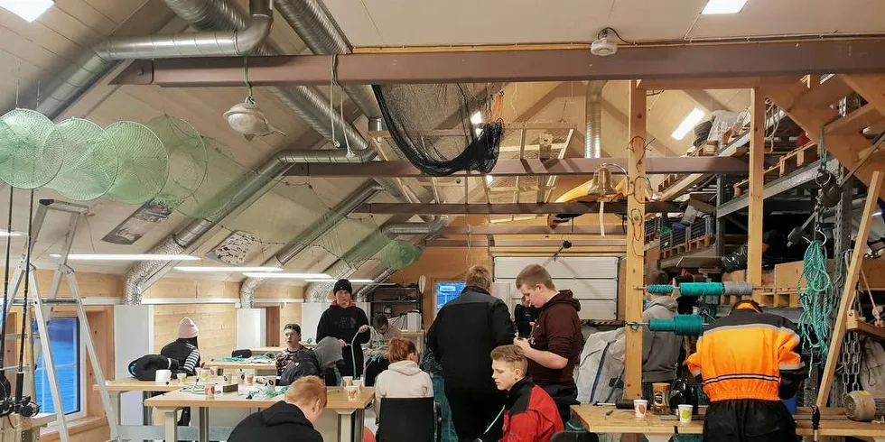 FISKERIFAG: Elever ved Meløy videregående skole har gode sjanser for å få lærlingplass.Foto: Kenneth Didriksen