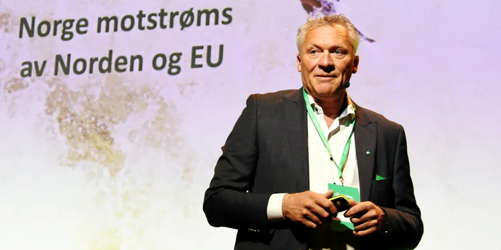 – Vi har et veldig kompetent og godt team, og vi har et godt rykte i markedet, sier Kolbjørn Hembre, administrerende direktør i Entelios. Bildet er tatt på selskapets årskonferanse i Oslo tidligere i år.