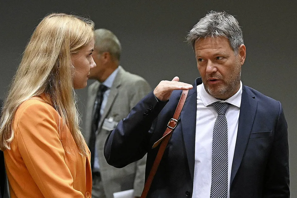 EU energy commissioner Kadri Simson and German vice-chancellor Robert Habeck at a meeting in Brussels on 9 September 2022.