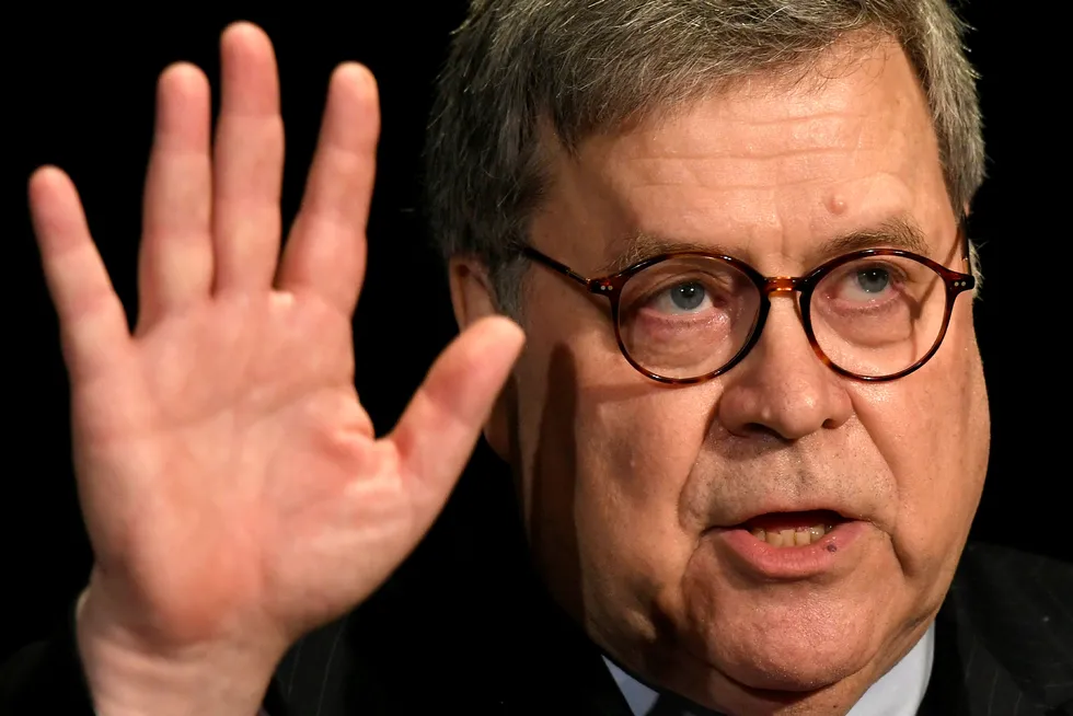 USAs justisminister William Barr har gått med på å vitne for justiskomiteen i Representantenes hus i mars om straffeutmålingen til en tidligere Trump-rådgiver.