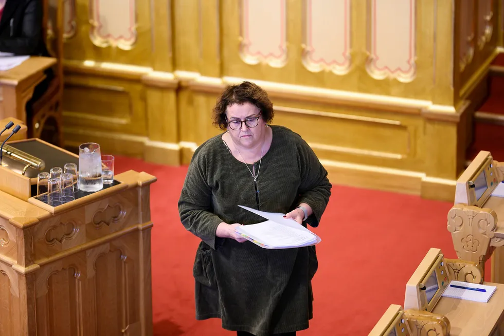 Landbruks- og matminister Olaug Bollestad hadde en statssekretær på streif å håndtere da hun møtte i Stortingets spontanspørretime.