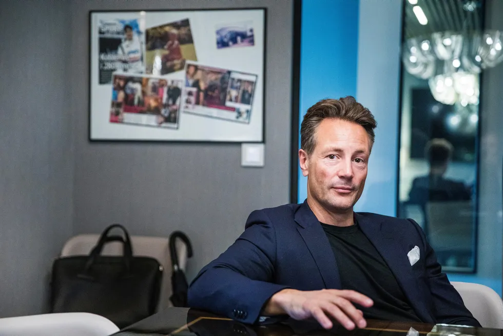 Investor Runar Vatnes investeringsselskapet hadde hatt negativ egenkapital om det ikke fikk konvertert gjeld i fjor.