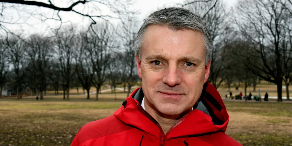 NVE-sjef Kjetil Lund sier det er lov å regulere den norske krafteksporten, men uten å si det direkte tar NVE kraftig forbehold om hvor fornuftig det er å gjøre det.