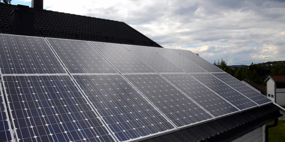 . Effekt på sol: Artikkelforfatterne har regnet seg frem til at effekttariffer vil redusere lønnsomheten til solceller.
