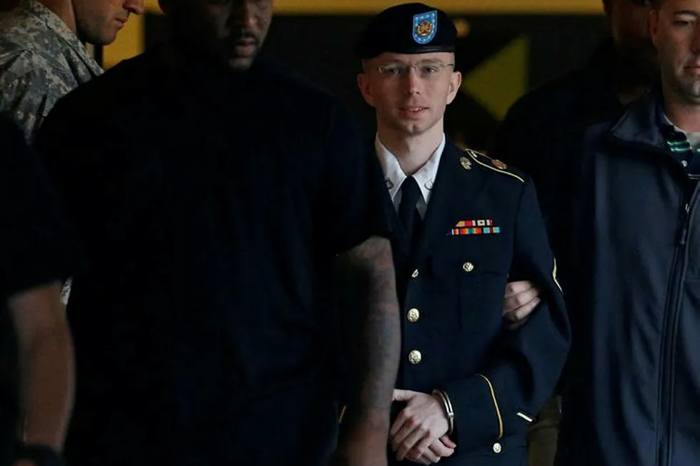 Chelsea Manning ba om benådning i 2013, det samme året hun ble fengslet. 17. mai slapp hun fri. Foto: Patrick Semansky / AP / NTB scanpix