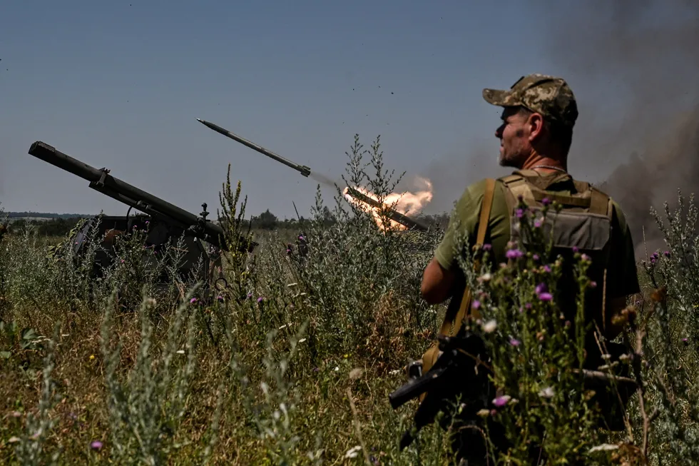 Hvis den pågående offensiven feiler, befinner ukrainerne seg i en vanskelig situasjon, skriver Sverre Diesen. 13. juli avfyrte ukrainske styrker en Partyzan-rakett nær frontlinjen i Zaporizjzja-regionen.