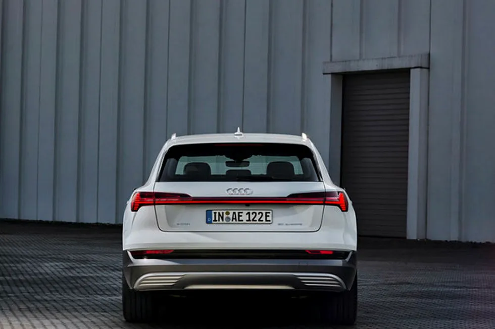 Audi E-tron 50 har omtrent akkurat det samme utstyret som E-tron 55, med unntak av batteriet.