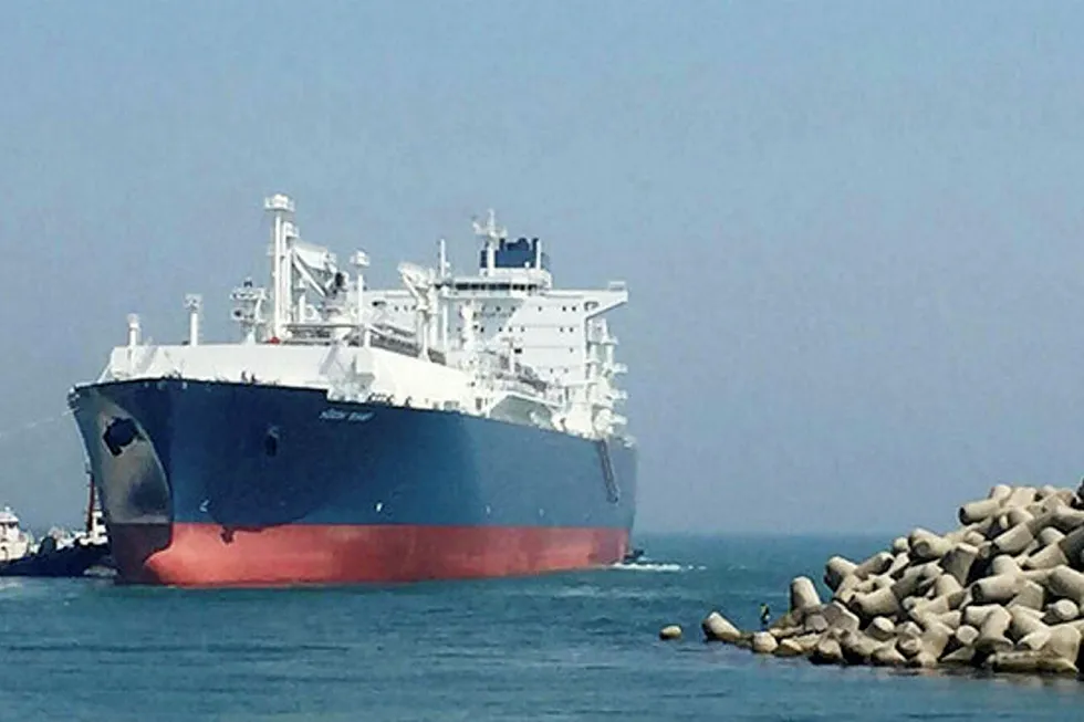 : En route: the Hoegh Giant is one of the vessels said to be heading to China with a cargo of US LNG