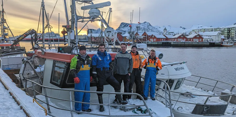 Sjarkfiskerne Lasse Johansen, Einar Lind, Øyvind Krane Johansen, Remi Smaaskjær og Roar Sivertsen er i utgangspunktet svært kritiske til rapporteringskravene for flåten under 15 meter. Nedetid på direktoratets it-systemer har skapt ekstra utfordringer for dem den siste uka.