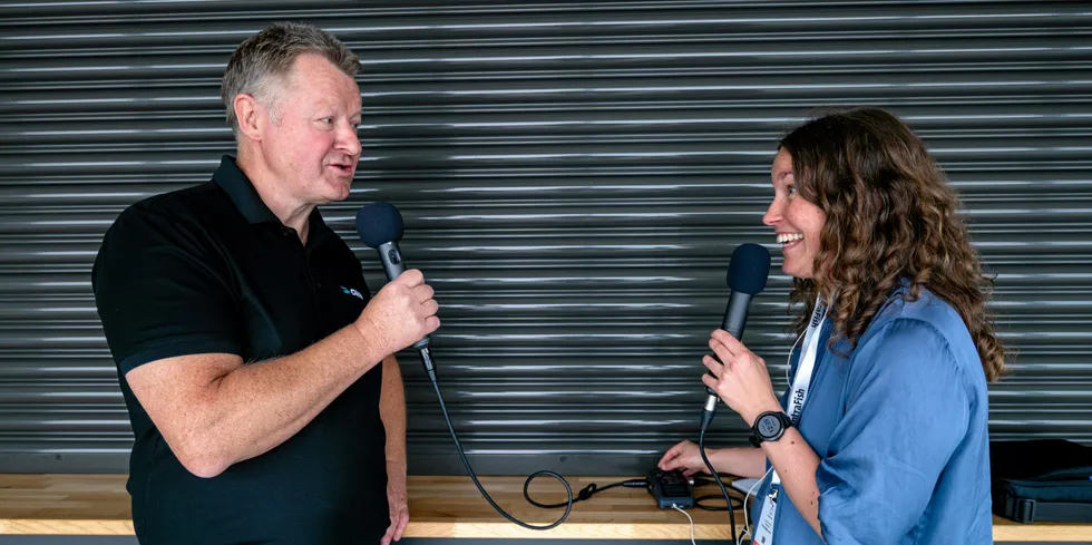 Bård Meek-Hansen og Kjersti Kvile under innspilling av podkast. Den kan du høre i artikkelen!