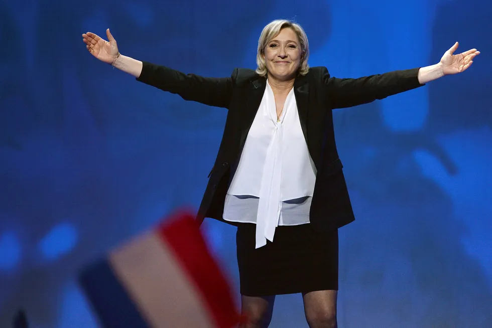 Det går mot et svært spennende presidentvalg i Frankrike i april. Ekspertene utelukker ikke at Marine Le Pen vinner til slutt. Foto: Jean-Francois Monier/AFP photo/NTB scanpix