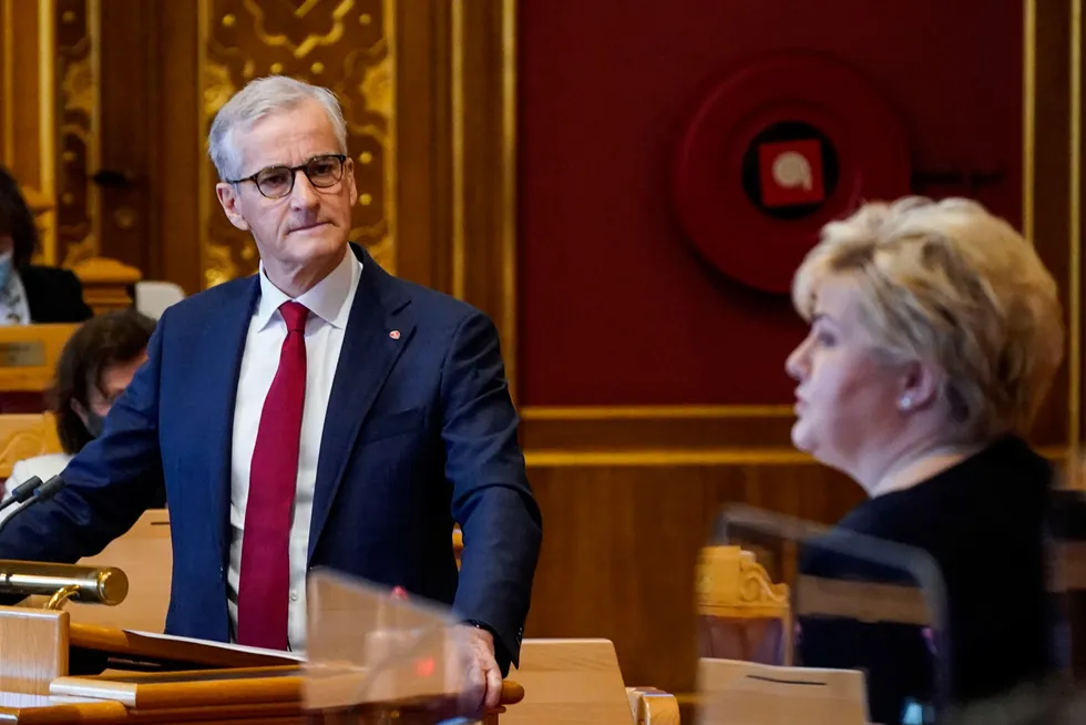 Partileder Jonas Gahr Støre (Ap) skal etter DNs opplysninger ikke ønsket å hjelpe statsminister Erna Solberg (H) med å sikre flertall for en handelsavtale mellom Norge og Storbritannia.
