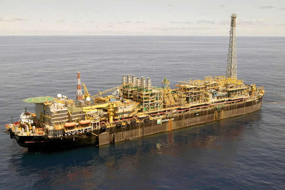 New seismic: the P-43 FPSO operating on the Barracuda field offshore Brazil