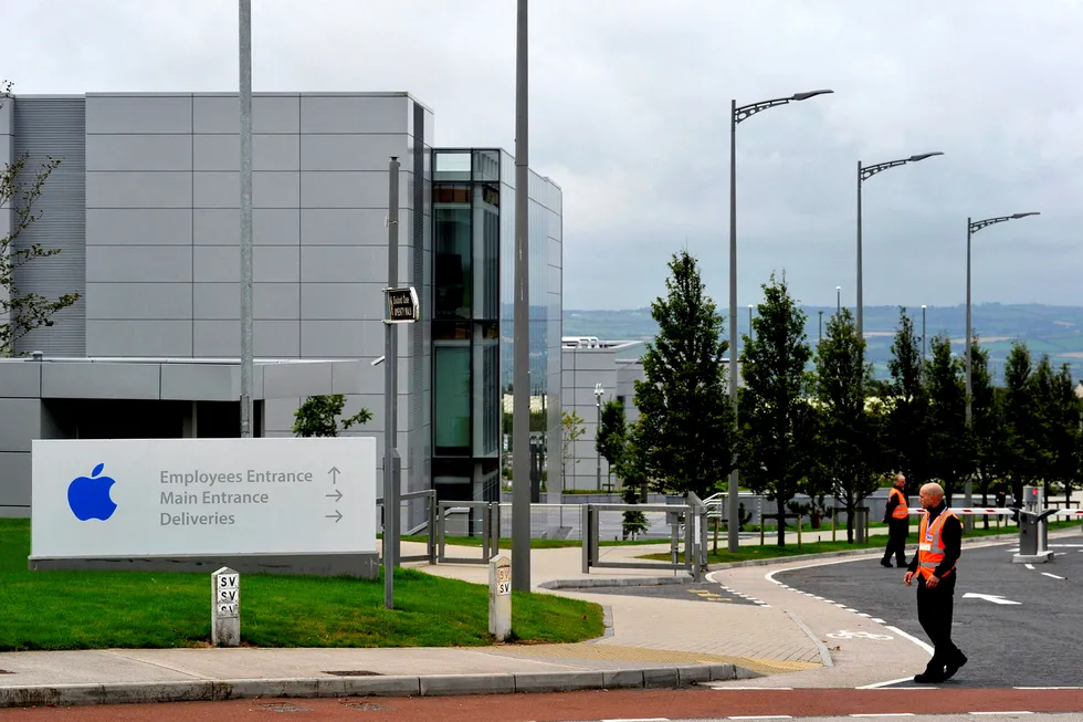 Irske myndigheter har nektet å kreve tilbake pengene fra Apple, og Europakommisjonen besluttet derfor i oktober å ta saken til EU-domstolen. Foto: Stringer/Reuters/NTB Scanpix
