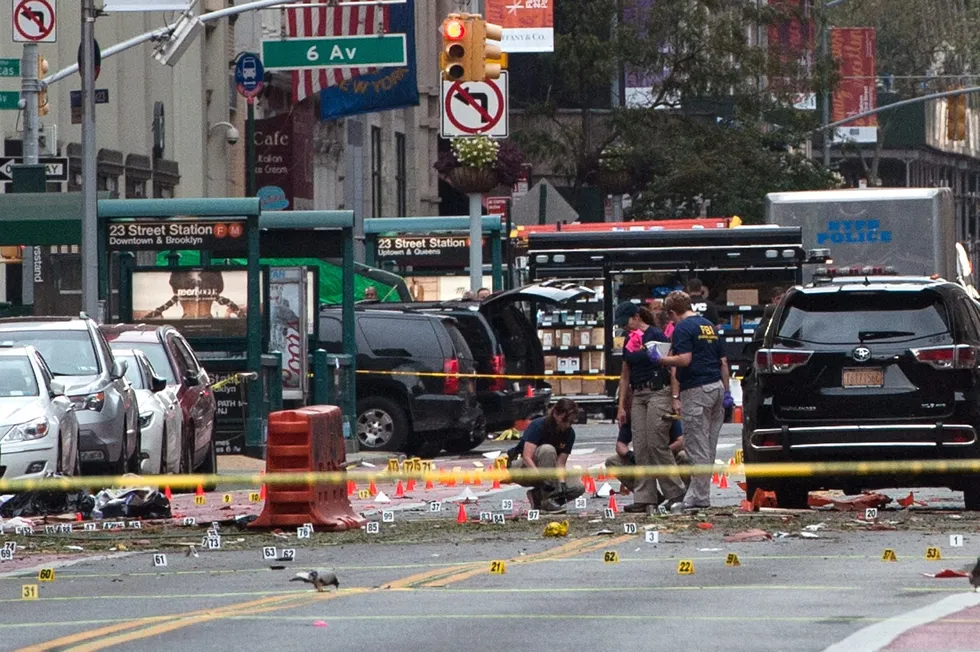 Bombem som såret 29 mennesker da den eksploderte i bydelen Chelsea på Manhattan lørdag kveld var fylt med splinter for å gjøre mest mulig skade. Foto: Stephanie Keith/Getty Images/AFP/NTB scanpix