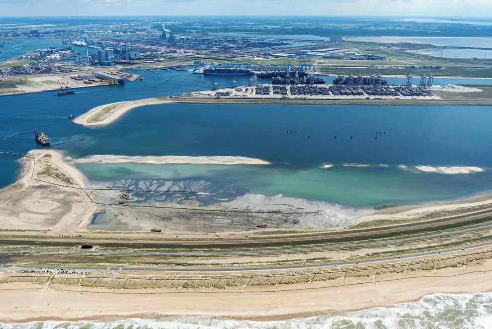CCUS plans: the Port of Rotterdam