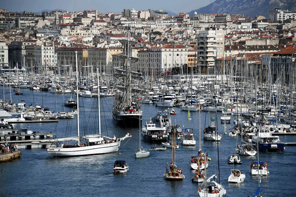 Bouillabaisse begynte for kanskje 250 år siden med at fiskerne på bryggen i Marseille kokte opp den småfisken de ikke hadde fått solgt. Foto: Anne-Christine Poujoulat/AFP/NTB Scanpix