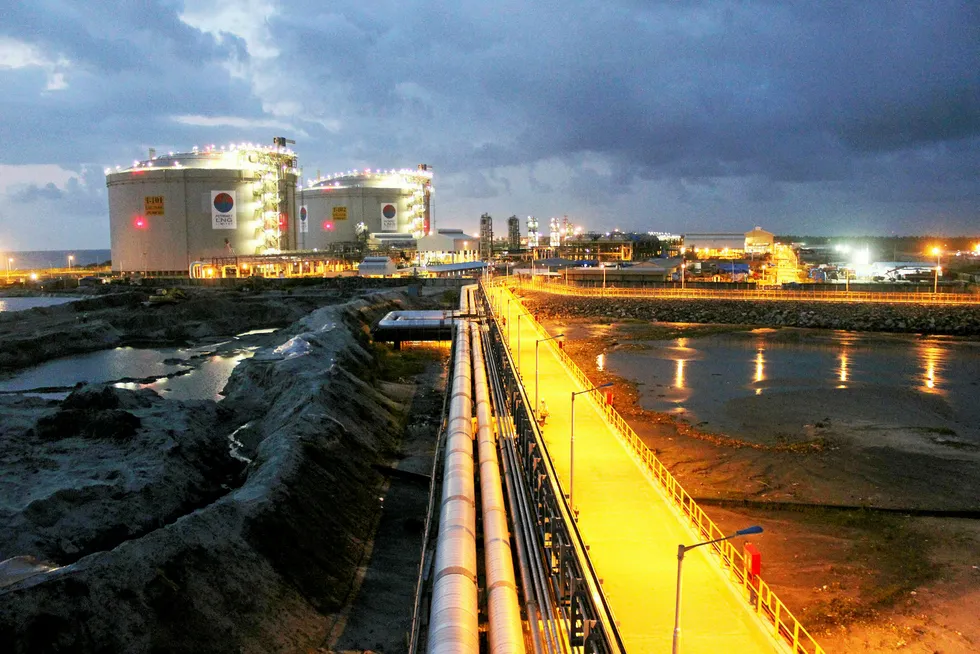 Contribution: the Kochi LNG terminal on India's west coast