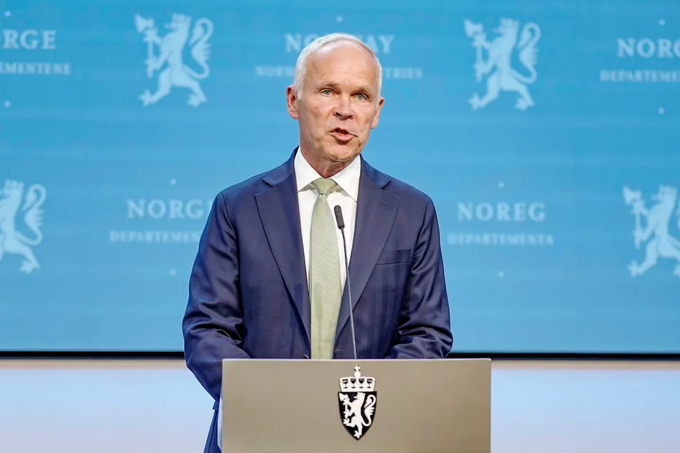 Finansminister Jan Tore Sanner legger frem forslag til omlegging av petroleumsskatten