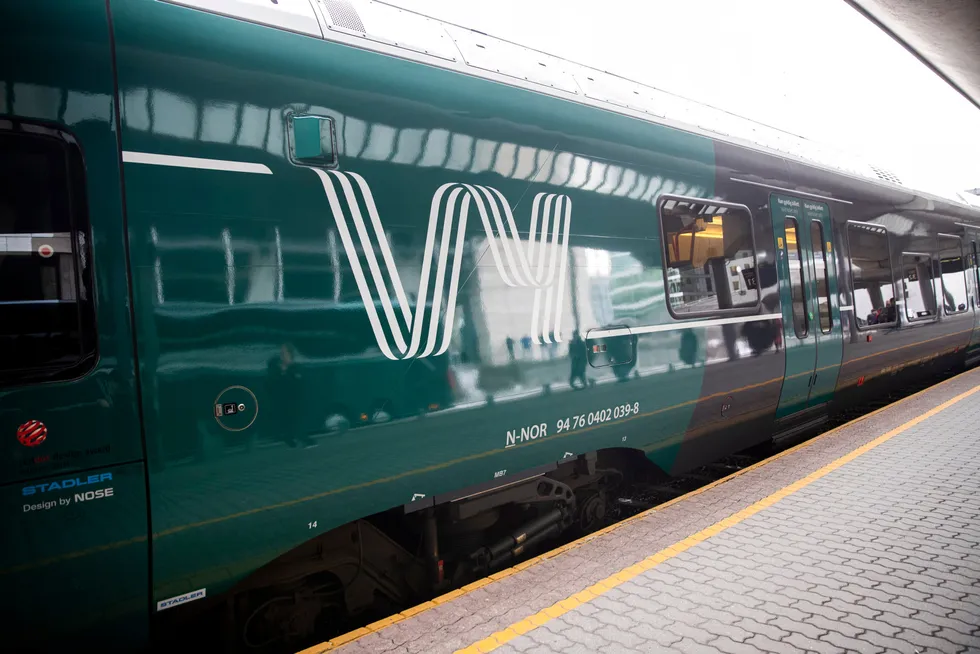 Jernbanedirektoratet offentliggjorde 3. mars at den beste løsningen er å tildele hele togtilbudet på Østlandet til Vy. Jeg har tatt dette til etterretning, skriver samferdelsminister Jon-Ivar Nygård (Ap).