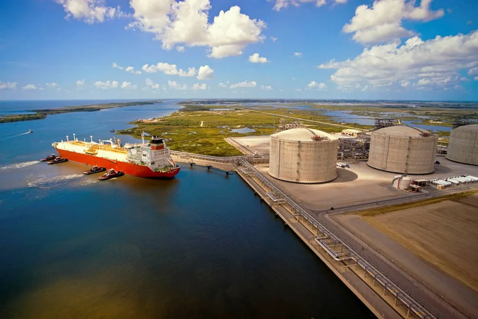 Cameron LNG: commissioning complete