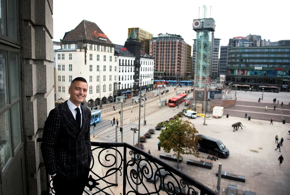Hotelldirektør Wilhelm Hartwig på Petter A. Stordalens nye boutique-hotell Amerikalinjen midt i Oslo sentrum har hatt en langt bedre start enn ventet.