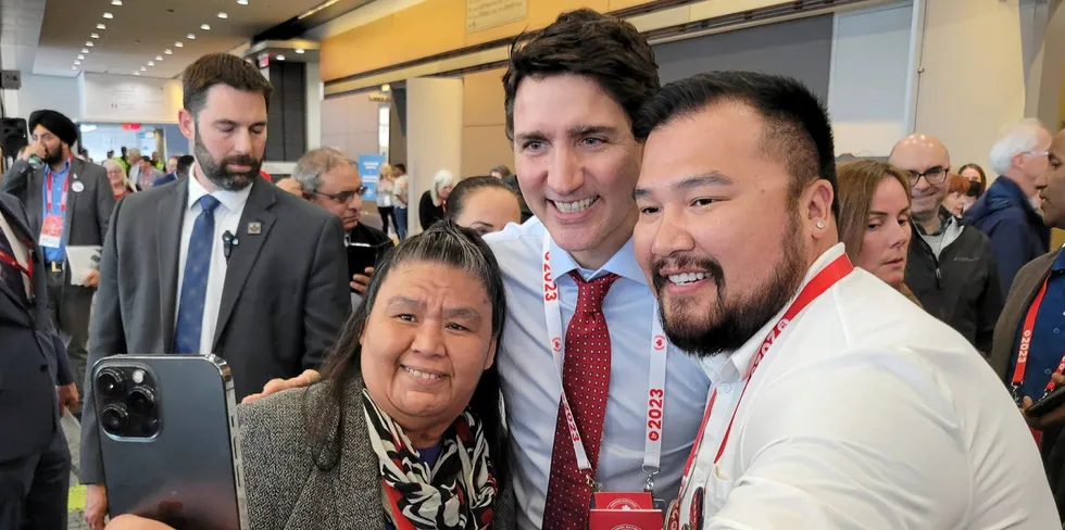 Members of the The First Nations for Finfish Stewardship (FNFFS) Coalition meeting with Justin Trudeau in May.