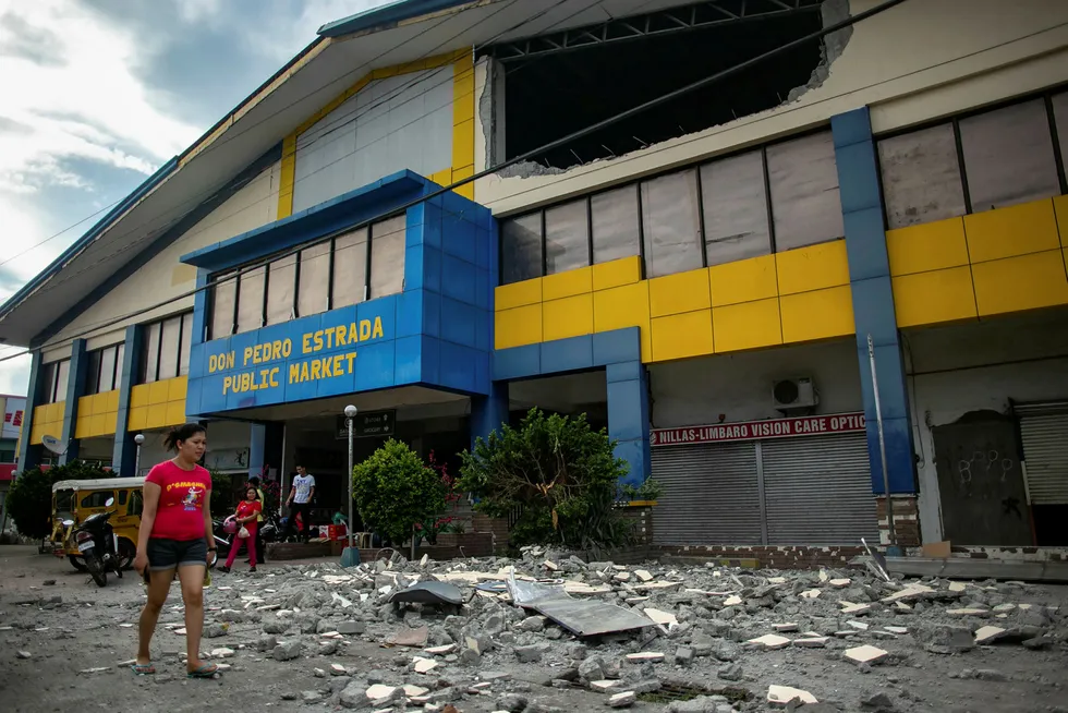 Kraftig jordskjelv på øya Mindanao på Filippinene tirsdag morgen.
