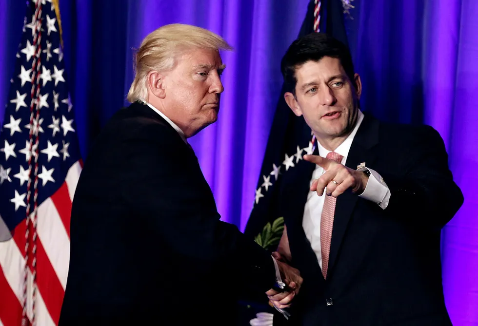 President Donald Trump er avhengig av samarbeid med Paul Ryan og andre republikanske ledere i Kongressen for å få gjennomført sin politikk. Foto: Alex Wong/Getty Images/NTB Scanpix