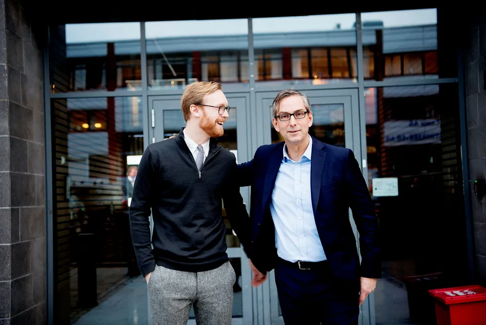 Magnus Svorstøl Lie (30) er ansatt i Microsoft og fungerer som rådgiver for den 19 år eldre Atea-sjefen Michael Jacobs (49). Foto: Mikaela Berg