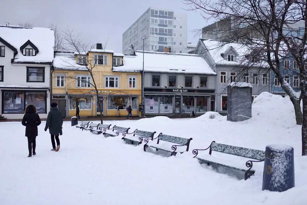 Tromsø er en av tre pilotkommuner som er med i prosjektet Levende lokaler som prøver å finne frem til hvordan fremtidens bysentrum skal se ut. Foto: NurPhoto/NurPhoto via Getty Images