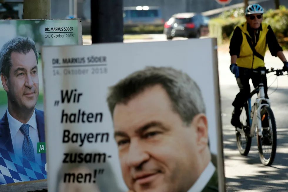 CSU-topp i Bayern, Markus Söder, ligger an til et svakt valg. Det kan få konsekvenser for hans forgjenger, innenriksminister og partileder Horst Seehofer i CSU.