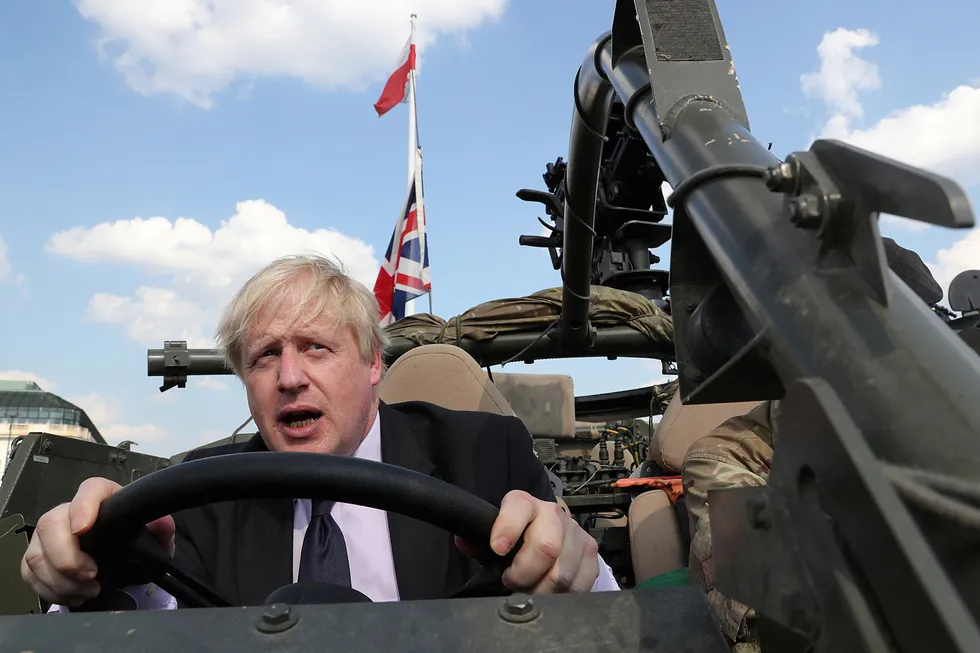 Statsminister Boris Johnson vil etablere nye avdelinger som «National Cyber Force» og «Royal Air Force Space Command» mens størrelsen på den britiske hæren kan bli redusert.