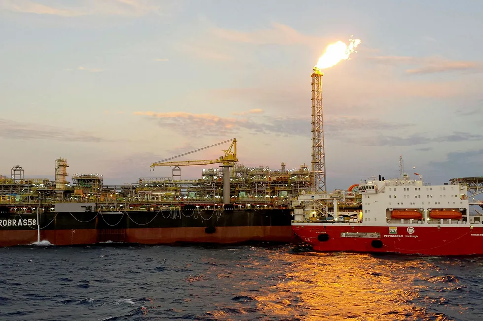 Contract: the flotel CSS Olympia is connected to Petrobras' P-58 FPSO in the Parque das Baleias field in the Campos basin