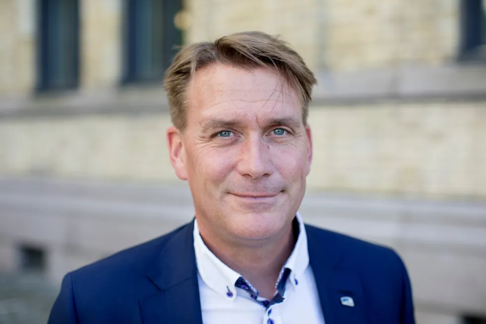 Høyres Kårstein Løvaas anklager Norgesgruppen for å ta for høye priser for maten. Det er en fallitterklæring for konkurransepolitikken.