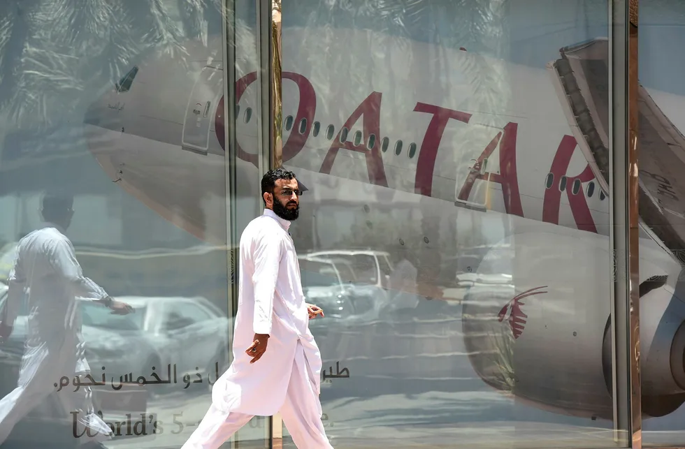 Qatar-krisen har tilspisset seg og det kan ta lang tid før det blir en løsning. Qatar Airways er hardt rammet, men starter nye ruter og kjører kampanjer hvor prisene er dumpet mellom Europa og Asia. Foto: Fayes Nurdeldine / afp /NTB Scanpix