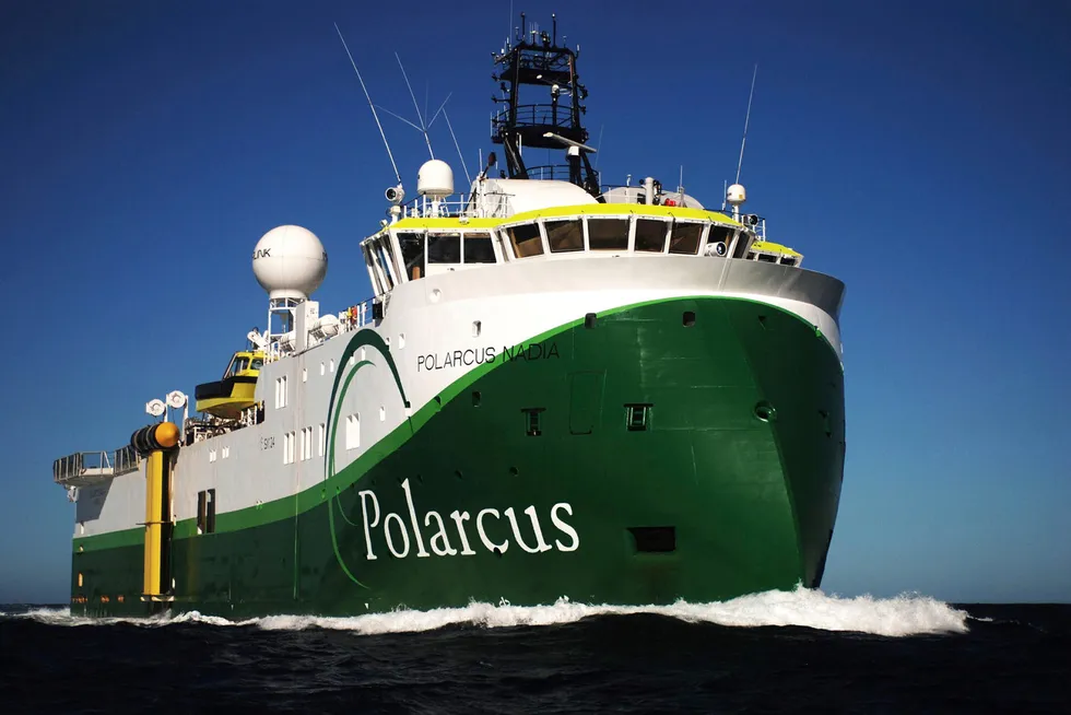 Seismikkselskapet Polarcus leter etter og utarbeider kart over oljeforekomster på havbunnen som selges til oljeselskapene. Her er skipet Polarcus Nadia. (Foto: Polarcus).