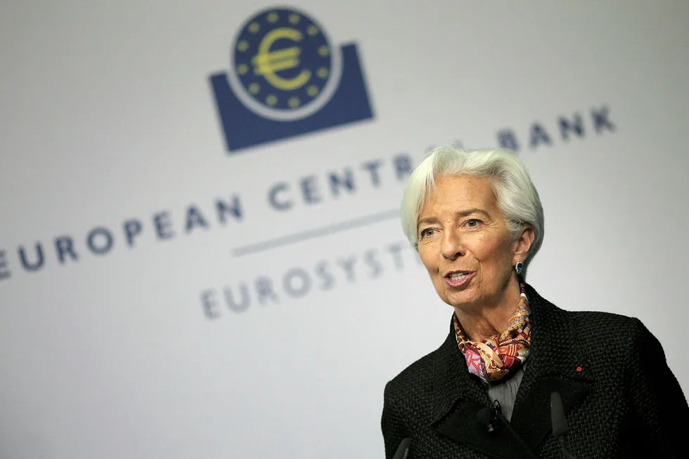 Christine Lagarde leder Den europeiske sentralbanken (ECB). Under hennes ledelse har banken iløpet av uker skutt mer penger inn i økonomien enn den gjorde på fire år i etterkant av finanskrisen.