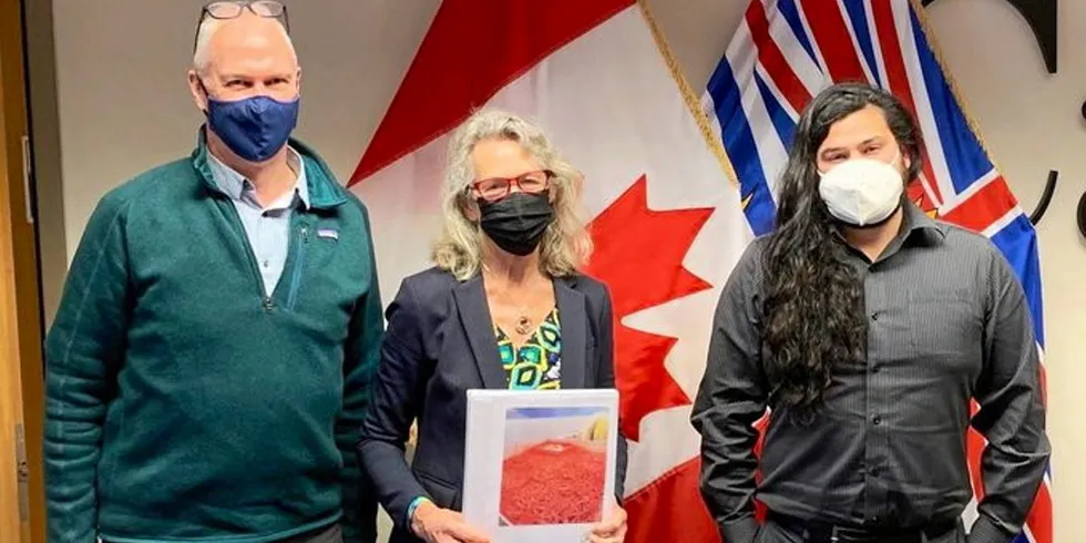 From left to right: Jim McIsaac of the BC Commercial Fishing Caucus, Canada Fisheries Minister Joyce Murray and UFAWU-Unifor's James Lawson meet in December to discuss sustainable fishing.